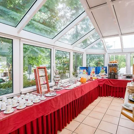 Hotel Lohr Am Main 3*