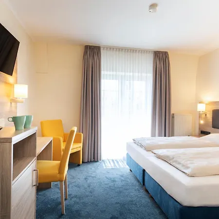 Roomingtons Hotel 3*