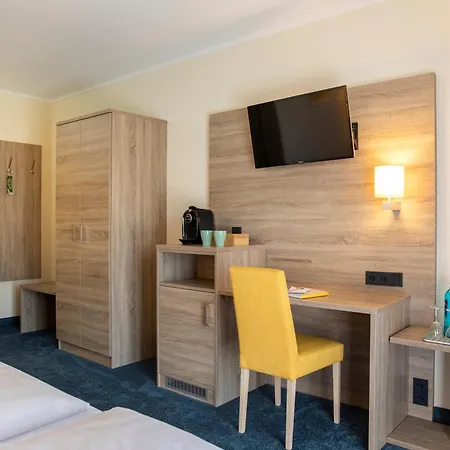 Roomingtons 3*