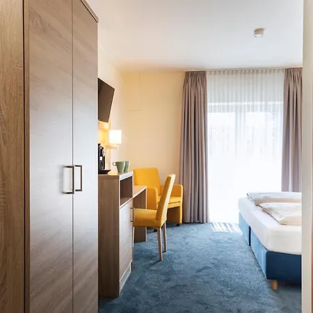 Roomingtons 3*