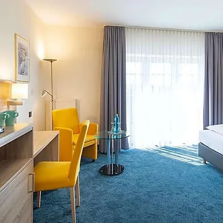 호텔 Hotel Lohr Am Main 3*