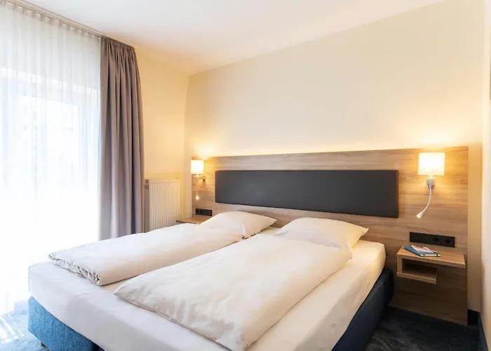 Michel 3* Lohr